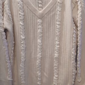Club Monaco Cream V-Neck Sweater with Ribbon Detail
